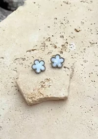 Tarnish Resistant Silver Plated Mother of Pearl 5-Leaf Clover Stud Earrings