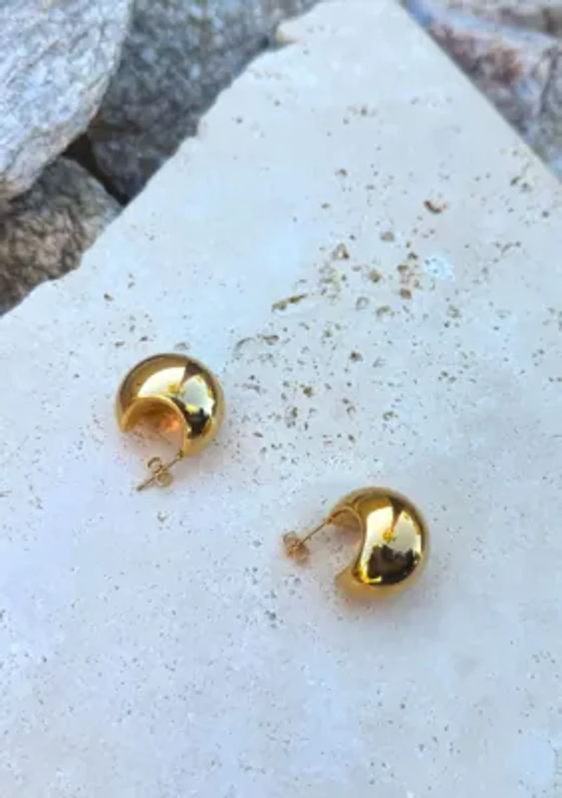 Tarnish Resistant Lightweight 18k Gold Plated Crescent Moon Statement Stud Earrings