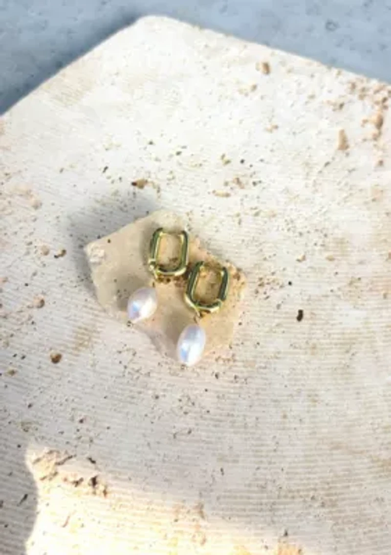14k Gold Plated Detachable Freshwater Pearl Rectangle Huggie Hoops