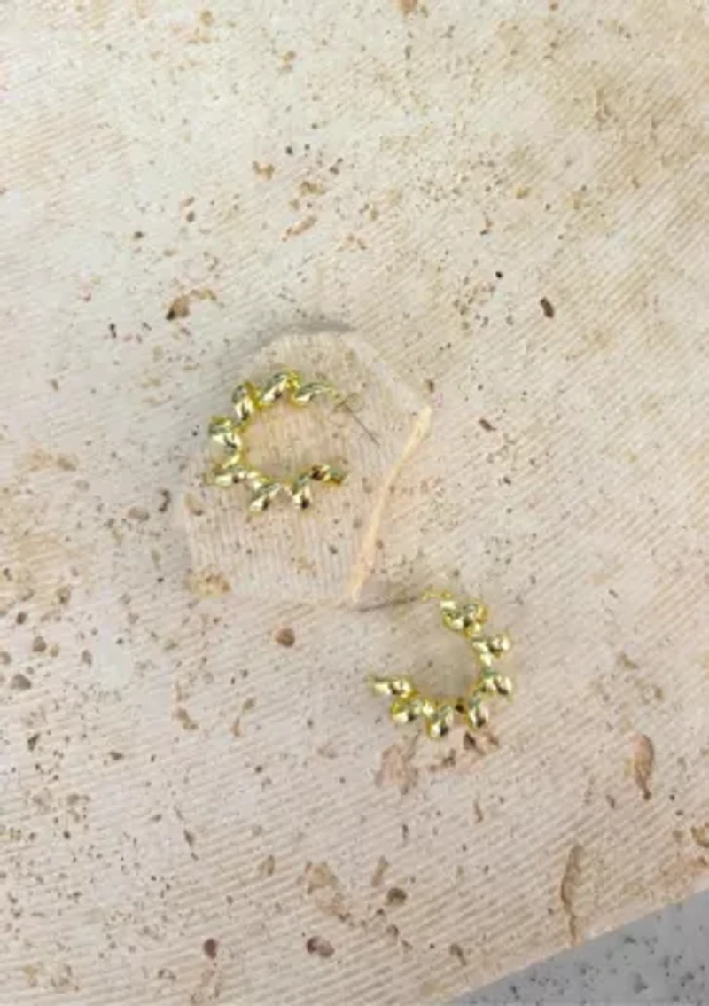 14k Gold Plated Lightweight Coil Hoop Earrings