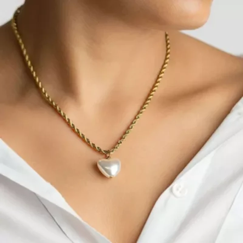 Tarnish Resistant Rope Chain Heart Necklace gold