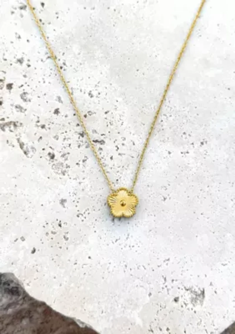 Tarnish Resistant 14k Gold Plated 5-Leaf Clover Pendant Necklace