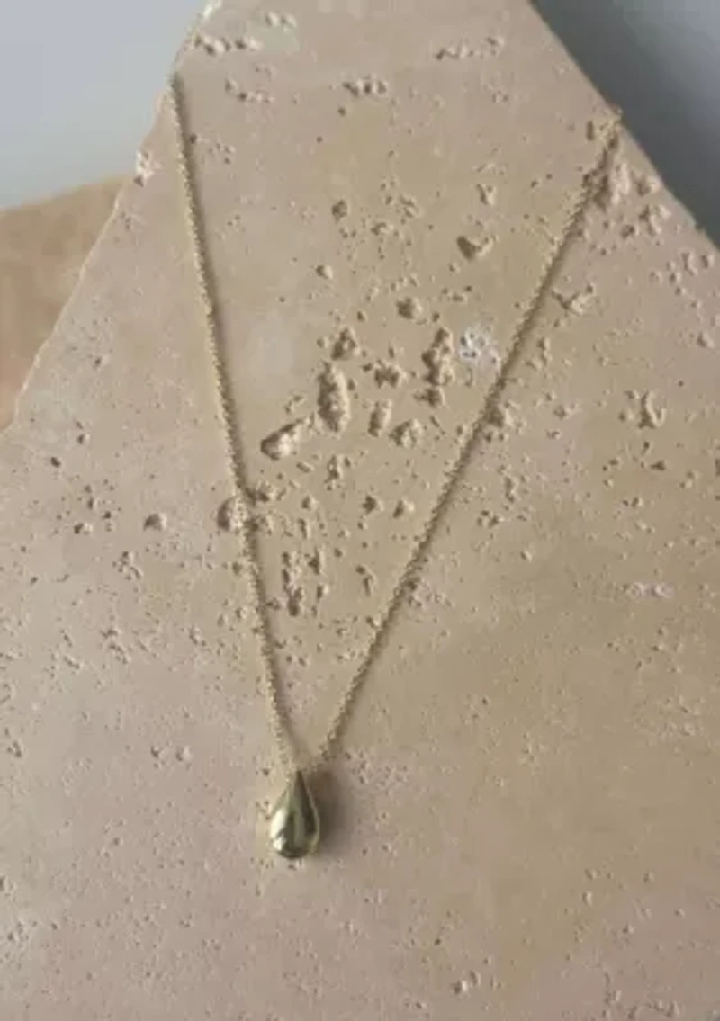 14k Gold Plated Teardrop Necklace