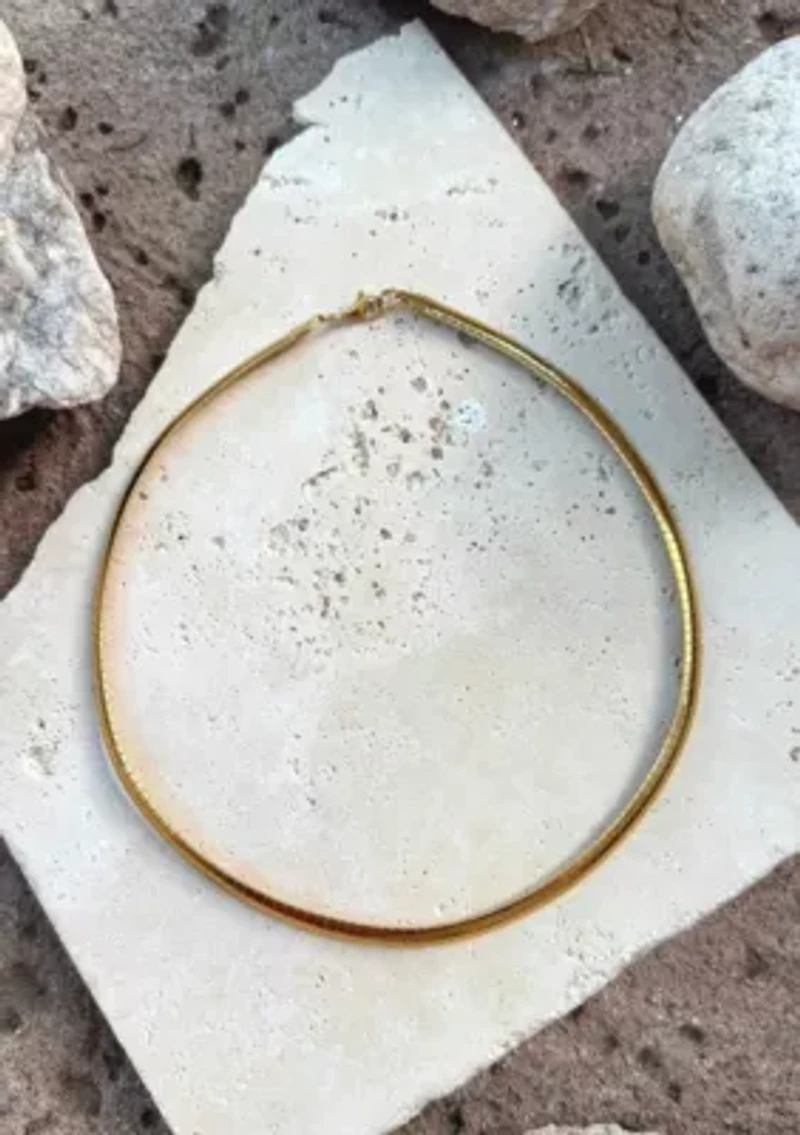 Tarnish Resistant 18k Gold Plated Omega Layering Chain Necklace