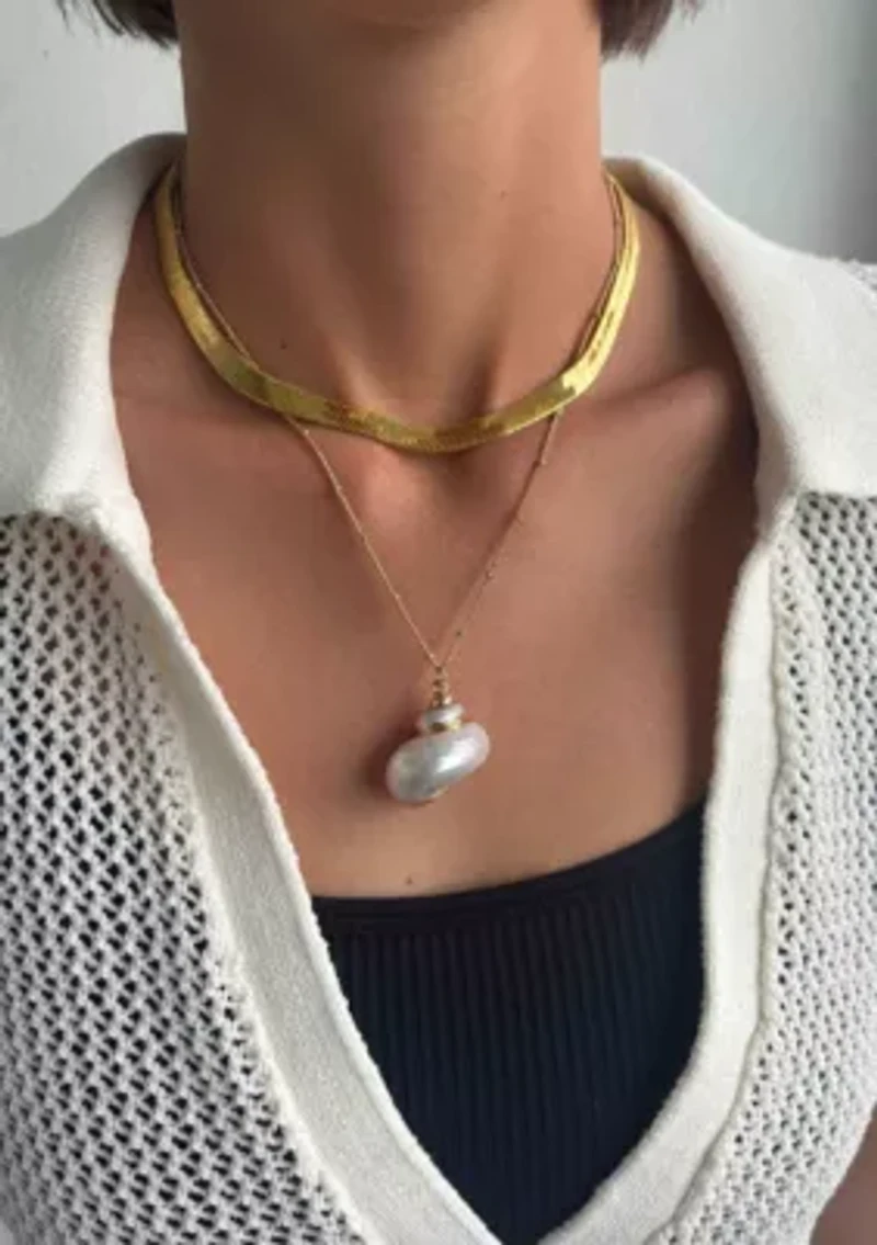 14k Gold Plated Golden Shell Pendant Necklace