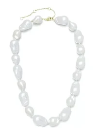 Chunky Faux Pearl Necklace