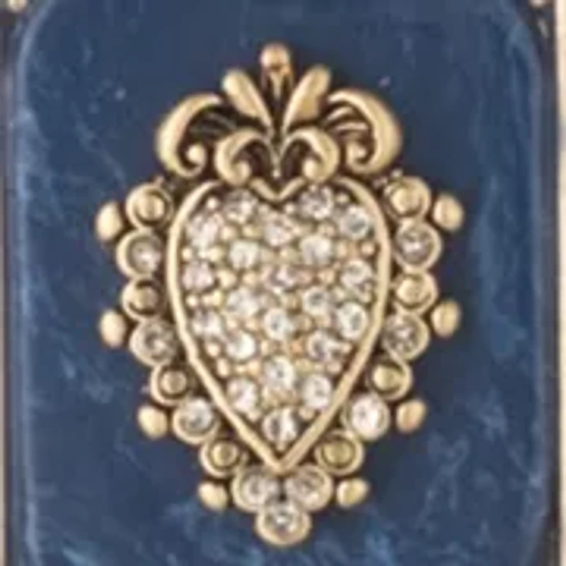 Gold Tone Pendant Necklace