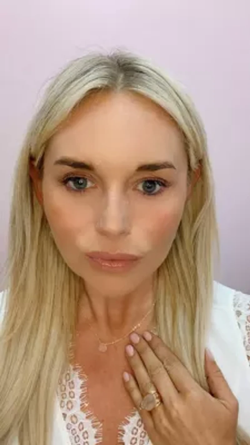 Stephanie Delicate Drop Necklace In Silver Rose Quartz