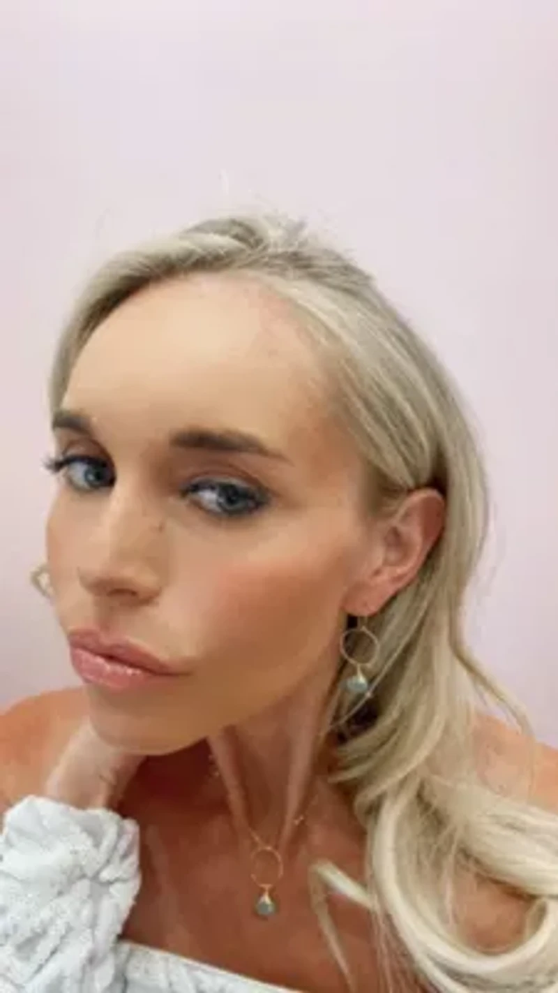 Yuliya Earring In Chalcedony