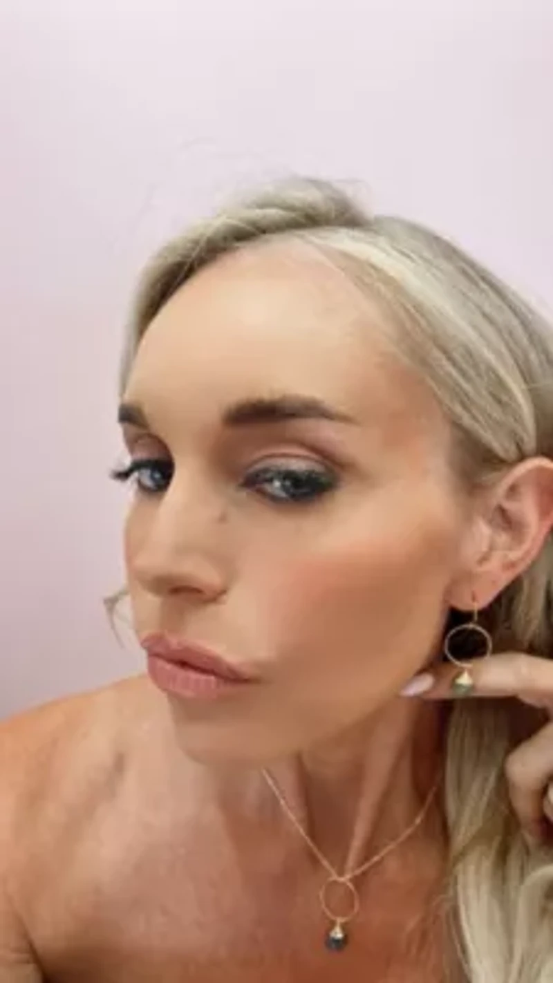 Yuliya Earring In Labradorite