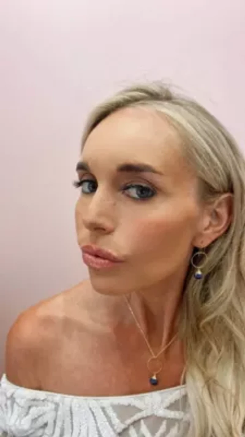 Yuliya Earring In Sapphire