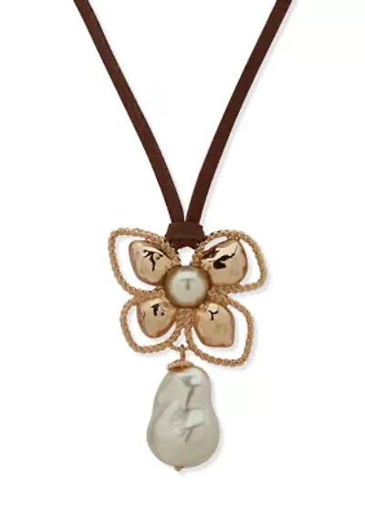 Suede Floral Pearl Pendant Necklace