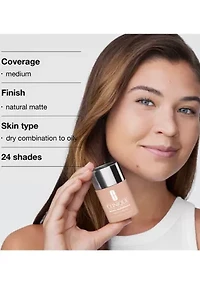 Acne Solutions™ Liquid Makeup Foundation