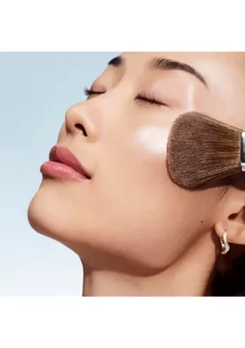 True Highlight™ Weightless Illuminator Highlighter