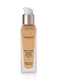 Flawless Finish Skincaring Foundation with Hyaluronic Acid, Vitamin C & E