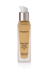 Flawless Finish Skincaring Foundation with Hyaluronic Acid, Vitamin C & E
