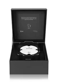 B4 Grapefruit Vetiver 10 oz Luxury Candle