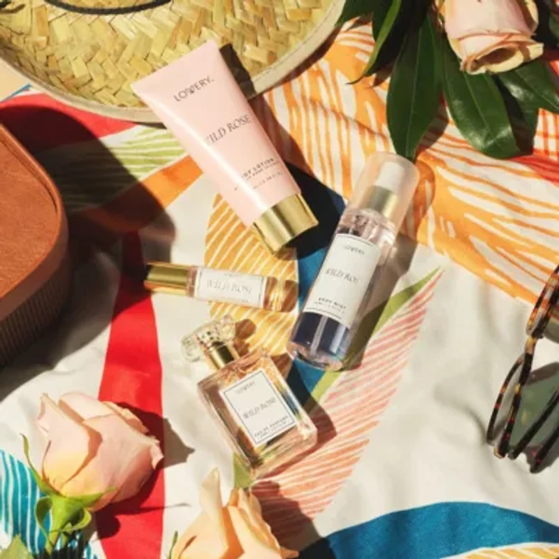 Lovery Wild Rose Bath and Body Care Fragrance Set, Luxury Gift Set with Soy Candle and more