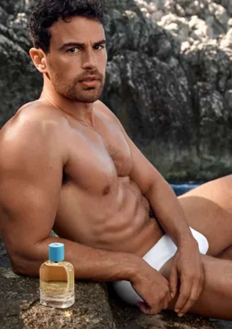 Light Blue Pour Homme Eau De Parfum