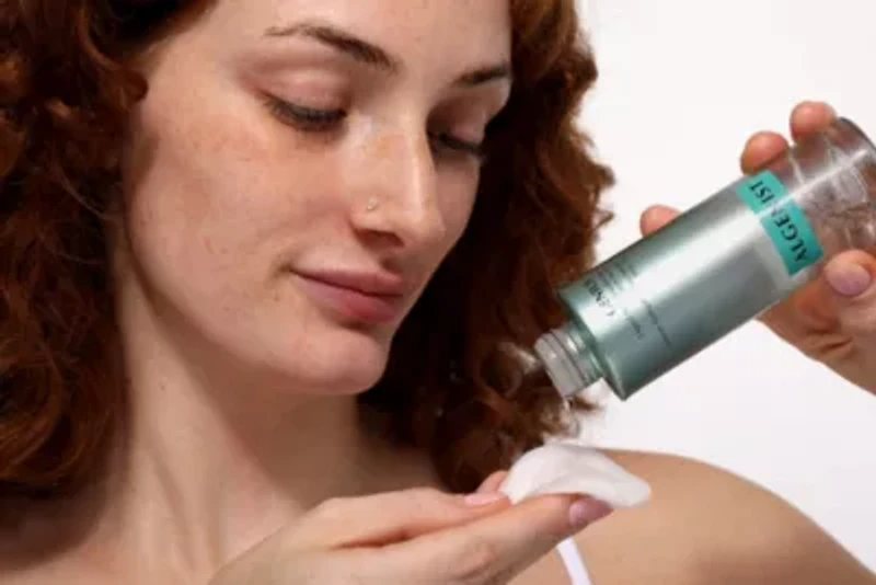 Genius Liquid Skin Resurfacing 2% BHA Toner