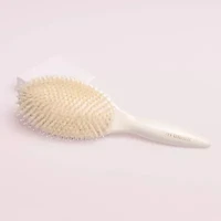 Finish & Shine Brush - Cream