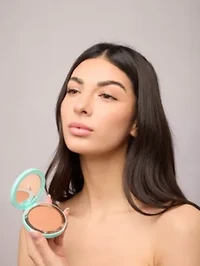 The Bronzing Powder - Tan