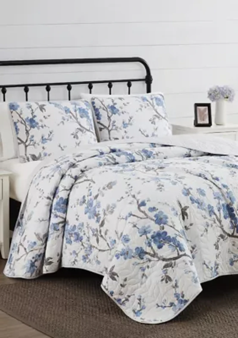 Kasumi Floral Quilt Set