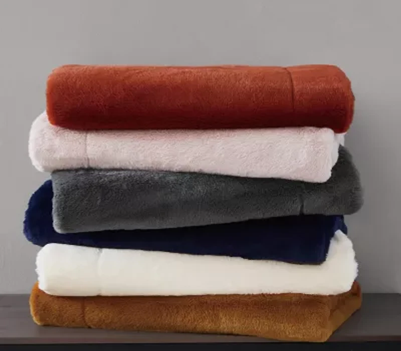 Vince Camuto Soft Faux Rabbit Fur Black 60x70 Throw Gift Box