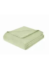 The Farmhouse by Rachel Ashwell Strawberry Delight 50x70 Throw