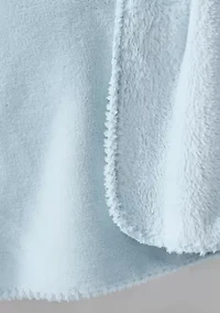 The Farmhouse by Rachel Ashwell Strawberry Delight 50x70 Throw