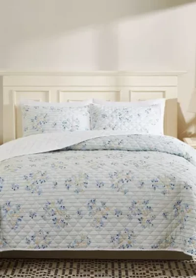 Cottage Classics Emma Floral Quilt Set