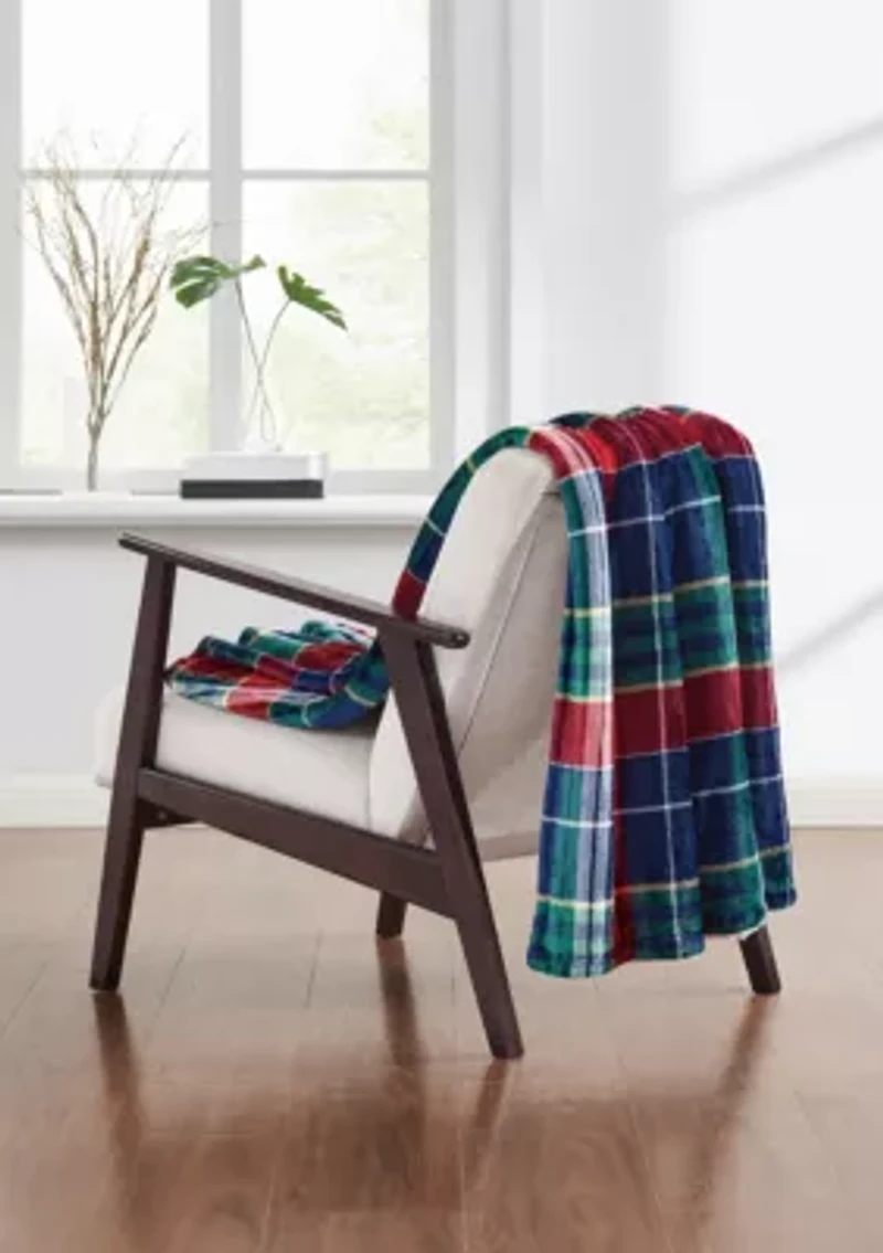 Truly Soft Cuddle Warmth Ivan Plaid Throw Blanket