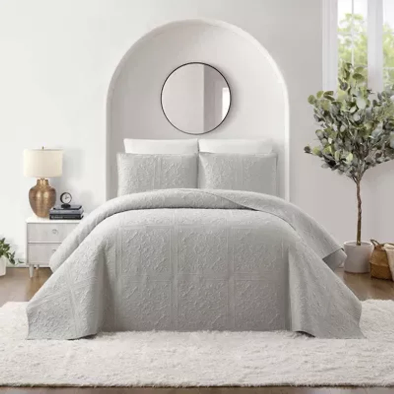 Solid Stitch 3-Piece Bedspread Set