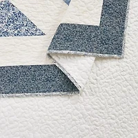 Bright Star Patchwork Quilt Set