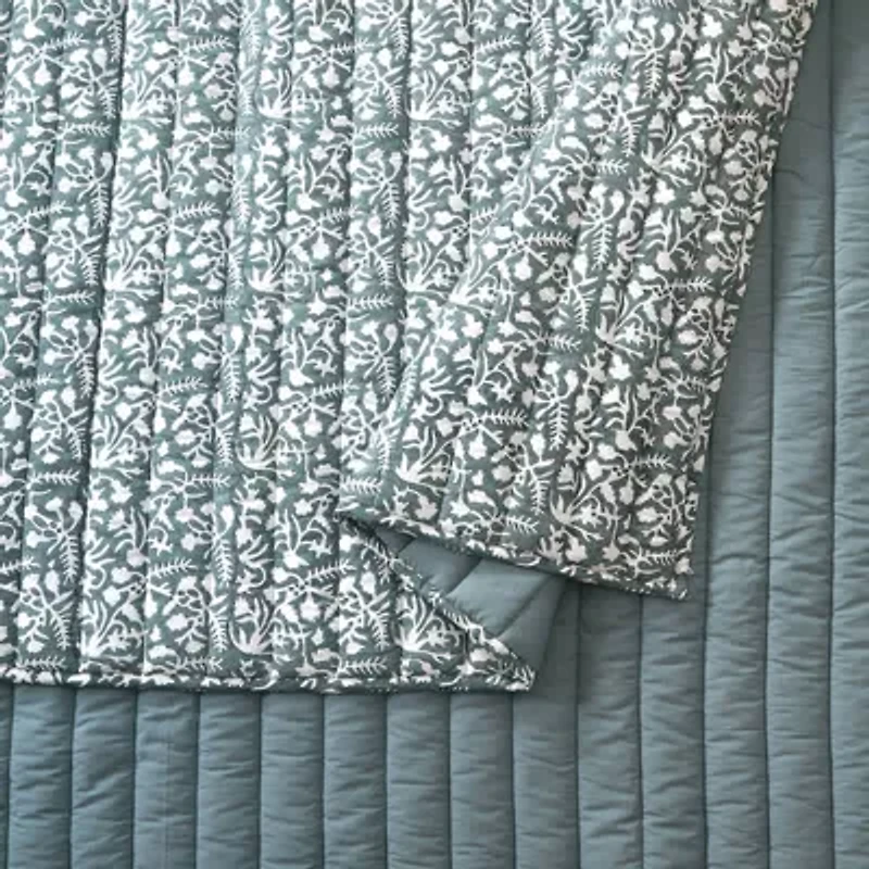 Floral Vine Silhouette Block Print 3-Piece Quilt Set