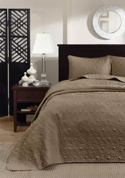 Quebec Reversible Bedspread Set