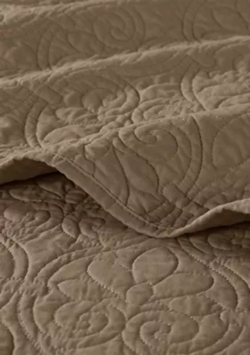 Quebec Reversible Bedspread Set