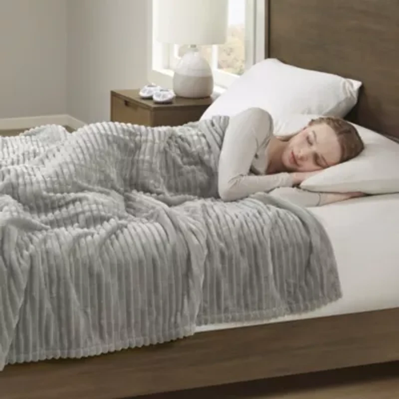 Corded Plush Heated Blanket
