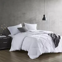 Cooling Touch Oversized Down Alternative Comforter