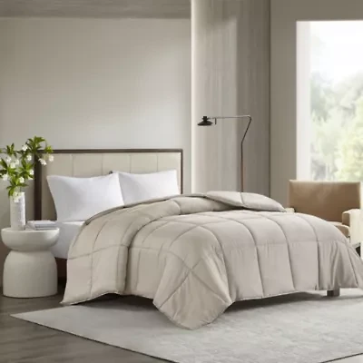 Winfield Percale Luxury Down Alternative Comforter