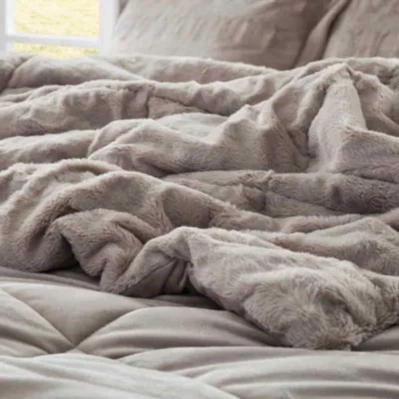 Gia Solid Faux Fur Comforter Mini Set