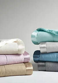 Cambria Premium Oversized Hypoallergenic Down Alternative Blanket with 3M Scotchgard