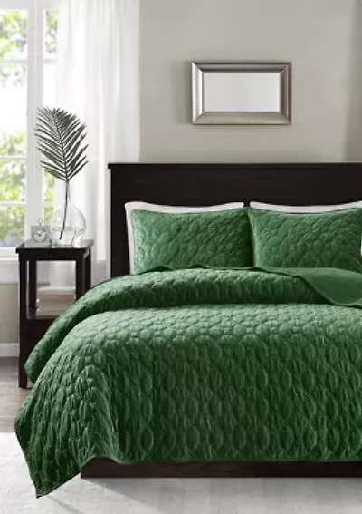 Harper Velvet 3 Piece Quilt Set