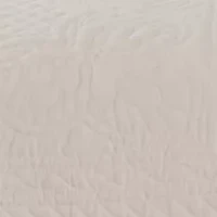 Tuscany 3 Piece Reversible Scalloped Edge Quilt Set