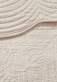 Tuscany 3 Piece Reversible Scalloped Edge Quilt Set