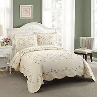Felisa Floral Embroidered Quilt Set