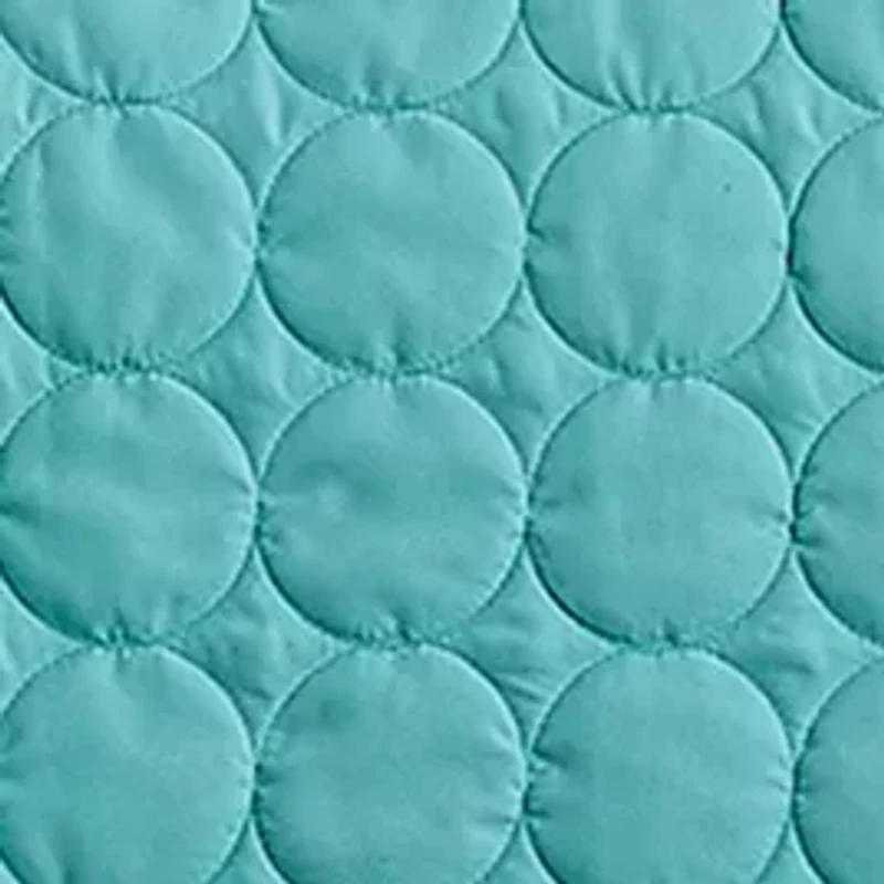 Denita Quilt Set