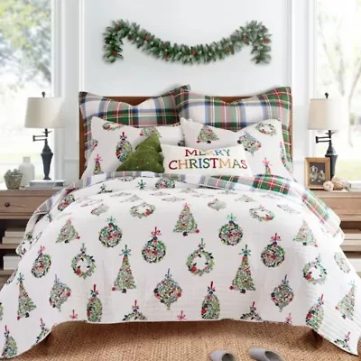 Festive Baubles Quilt Set