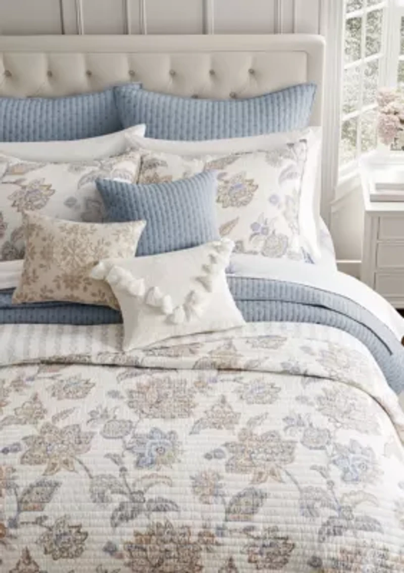 Selesta Blue Quilt Set
