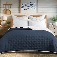 Embroidered Swiss Dot Quilt Set